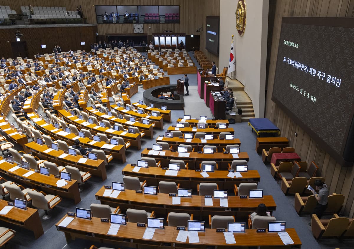 이진숙 제명 촉구안 본회의 통과…헌정사 첫 사례