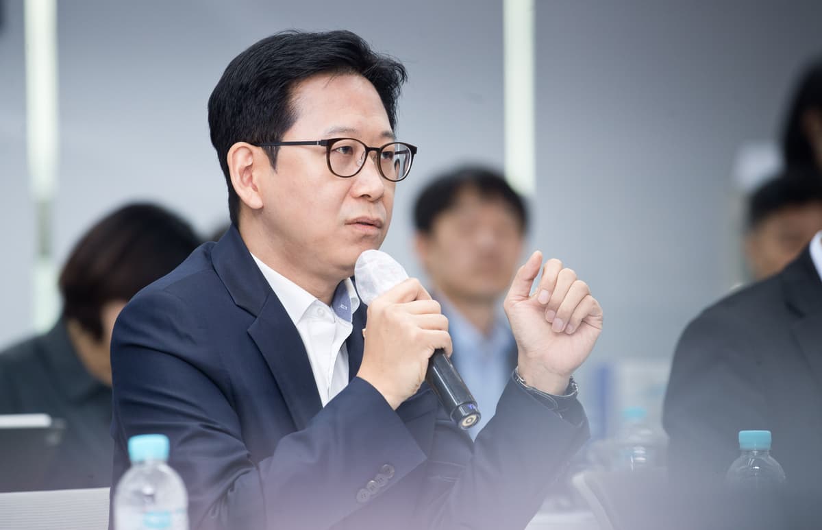 전화·카톡·IPTV로 AI 쓴다…SKT·카카오·KT ‘모두의 AI’ 9월 출격