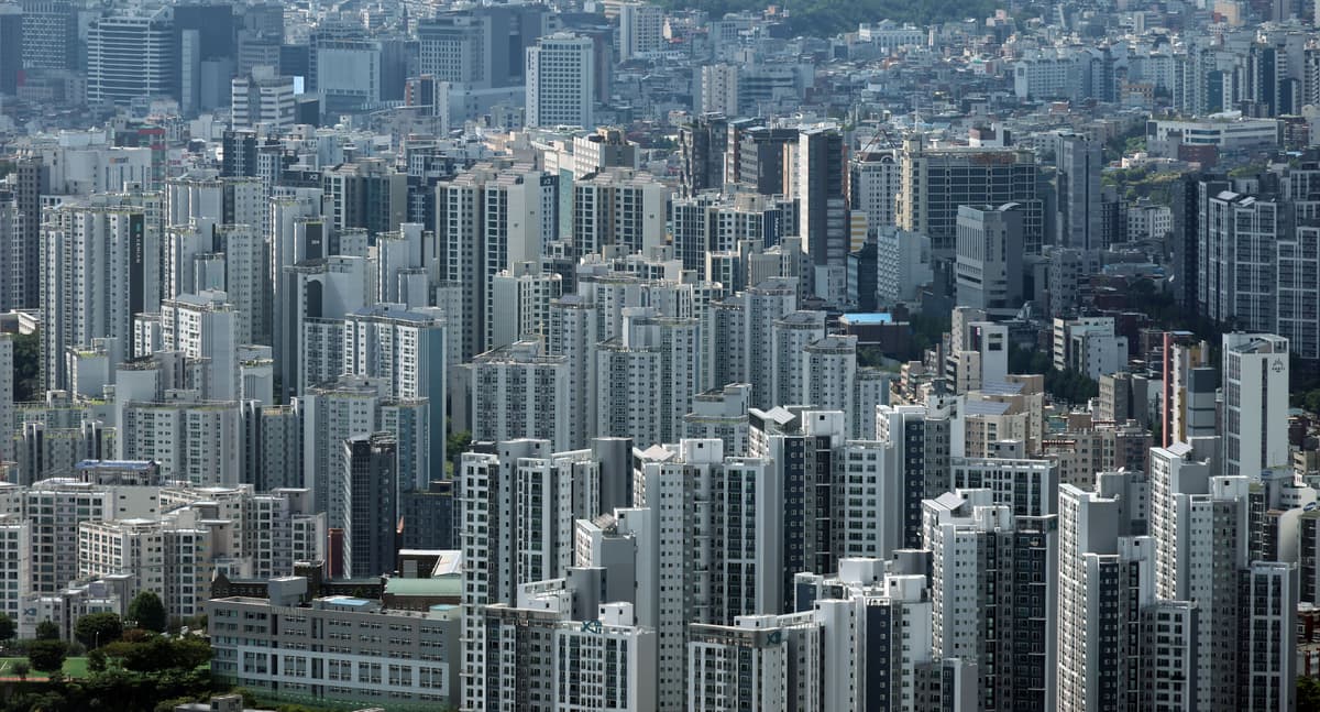 “현금 30억 가진 사람 있겠나”…강남3구 토허신청 77%급감