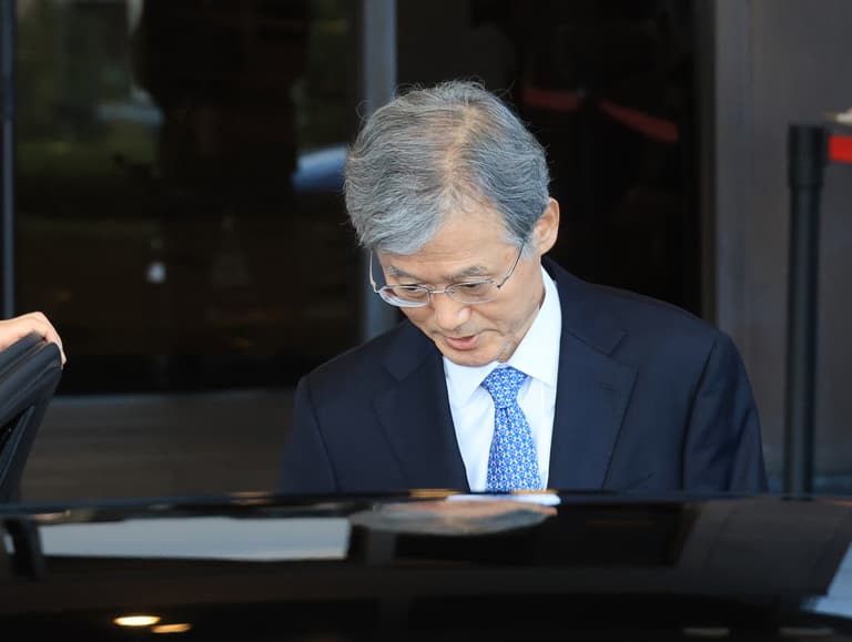 대법관 자리 200일째 비었는데, 재제청 요청은 25일 만에 거부되다 🪑