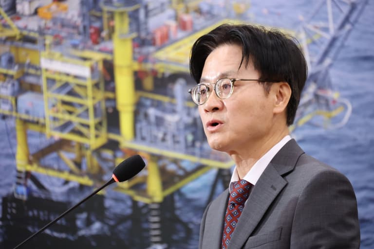 대미 전략투자 2,000억 달러, 남은 한도가 577억 달러뿐이라고? 🧮