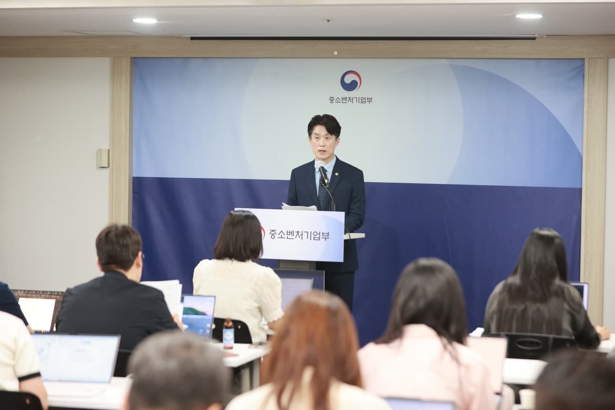 중기부 내년 예산 18.1조 역대 최대…창업·신산업 지원 확 늘린다