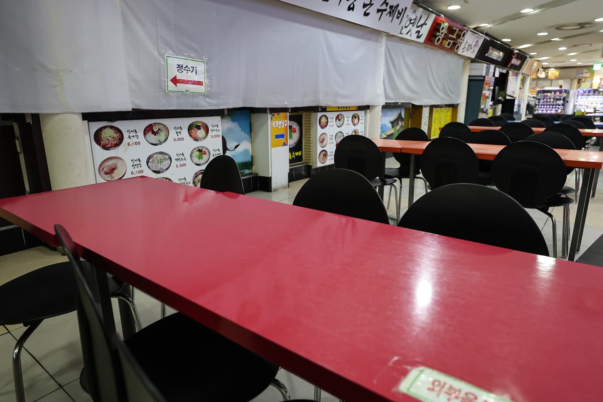 벼랑 끝 내몰린 골목상권…서울 동네점포 2년새 4만개 폐업
