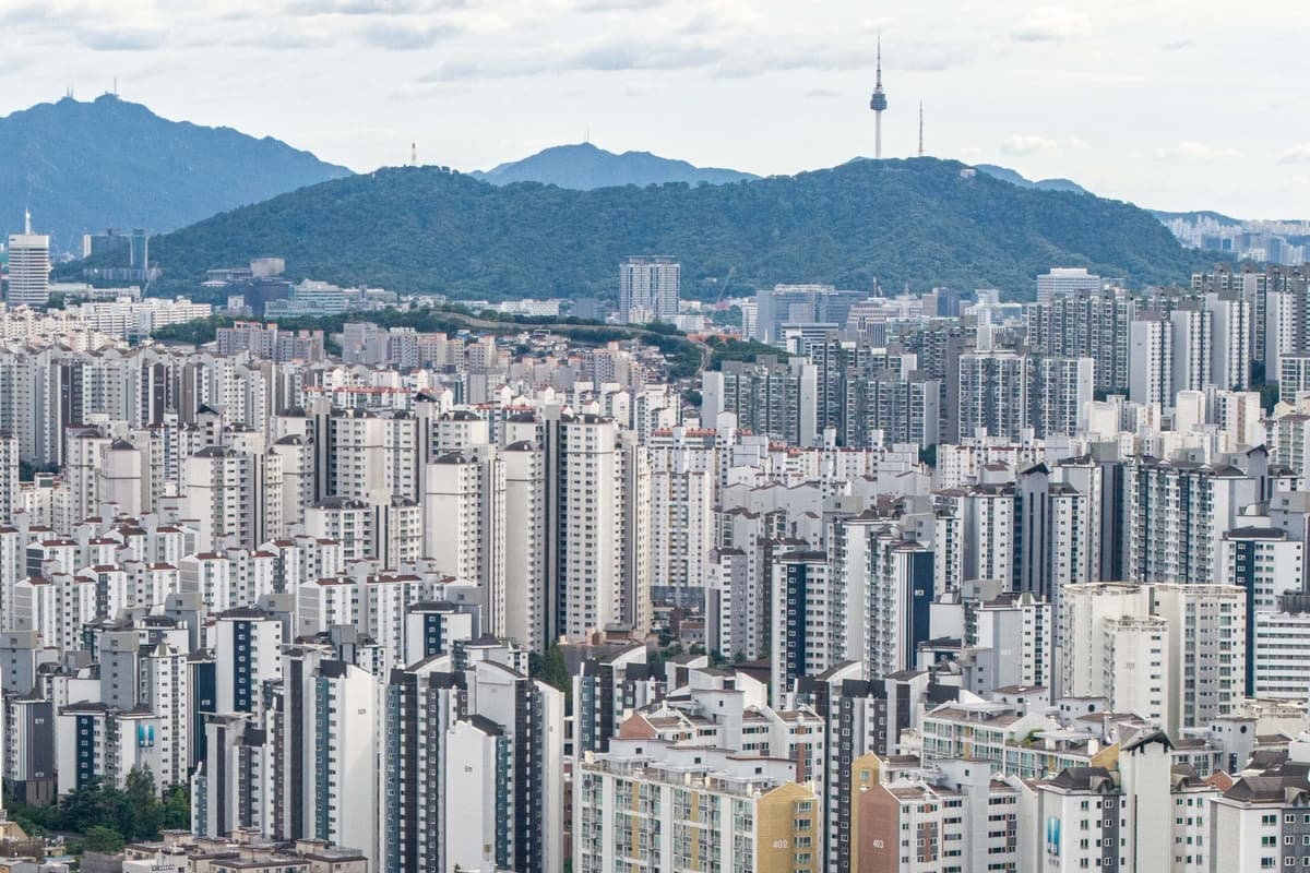 부동산 | 서울·지방 집값 격차, 20년 만에 3.5배에서 5배로 벌어졌다고? 🏚️