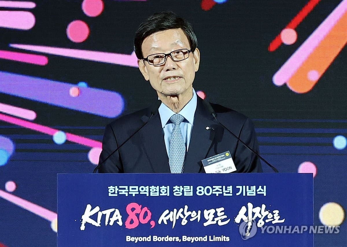 산업 | 월간 수출 1200억 달러, 일본도 못 밟은 고지를 넘는다 🚢
