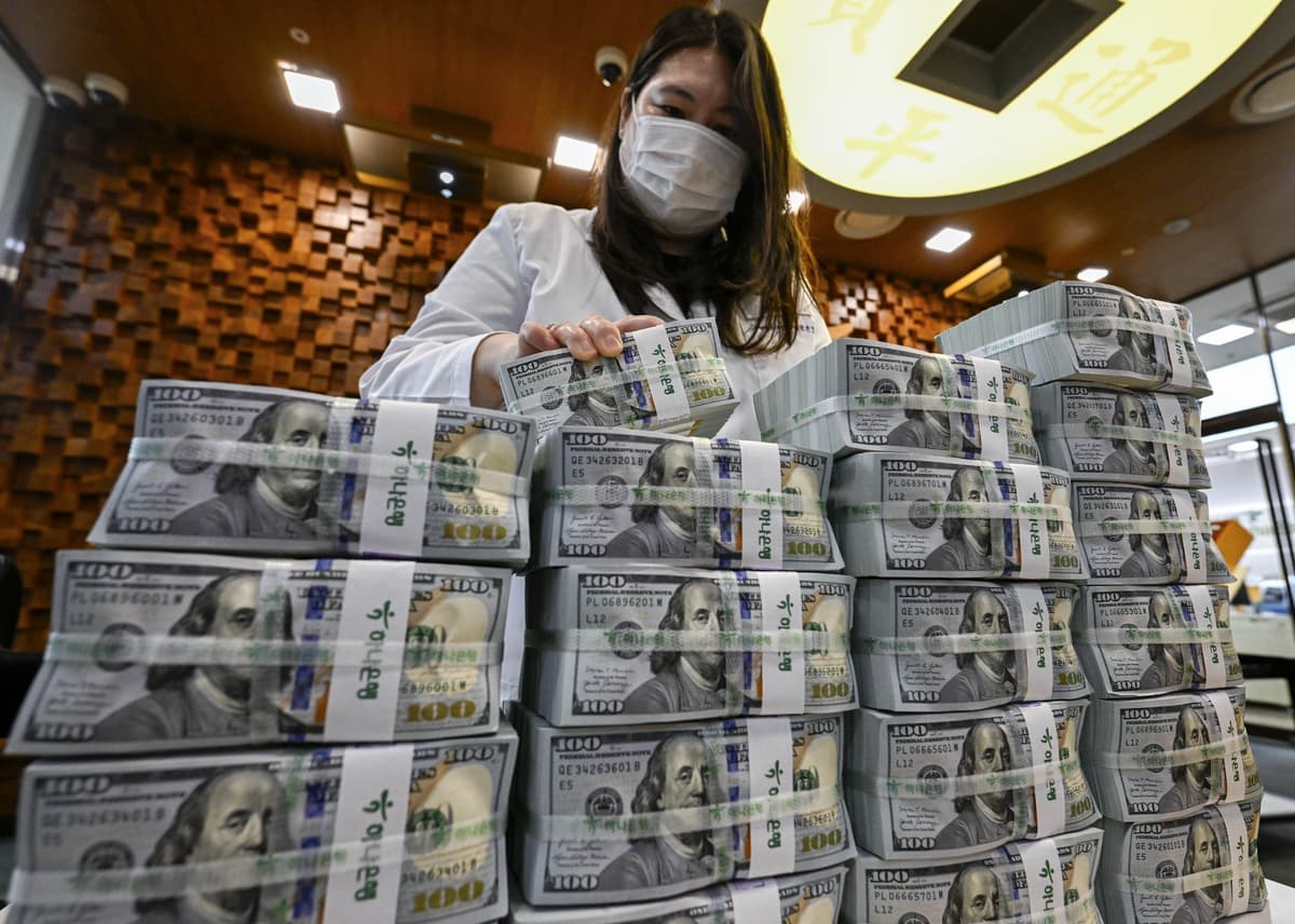 외환보유액 감소 전환, 대미투자 24억 달러가 통장에서 빠져나갔다